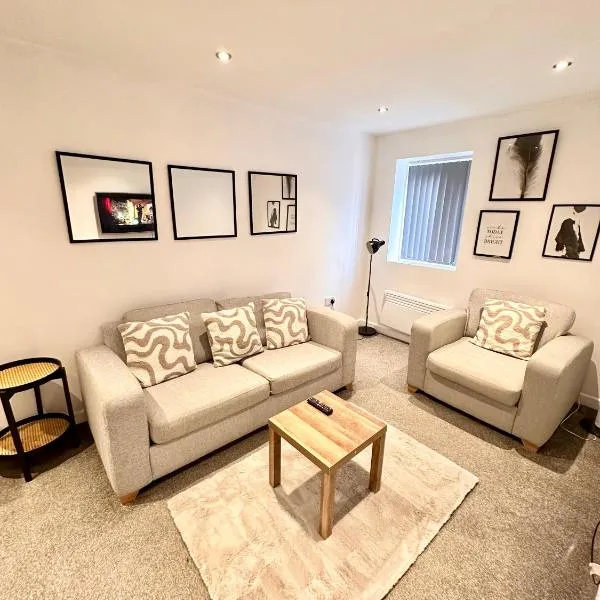Cosy 2 Bed Apartment - Free Parking -Birmingham City Centre, hotel in Birmingham
