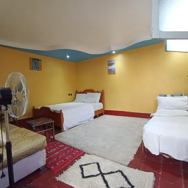 Sunset rooftop Rabat Sale Airport, hotel in Sale