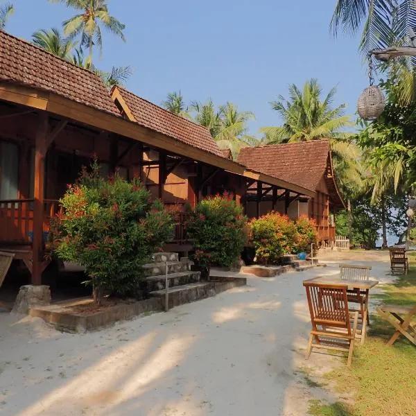 JN Cottage dan Camping Ground、カリムンジャワのホテル