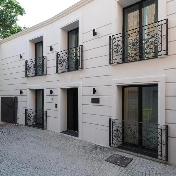 Spacious & Luxurious - Fully Renovated & Equipped 2BR Suite - Historical Centre, hotel in Olbia