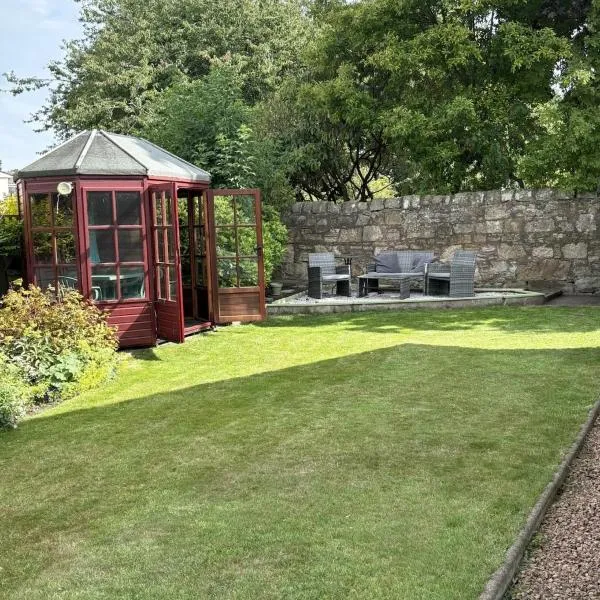 The Bungalow at Montrave、ファイフのホテル