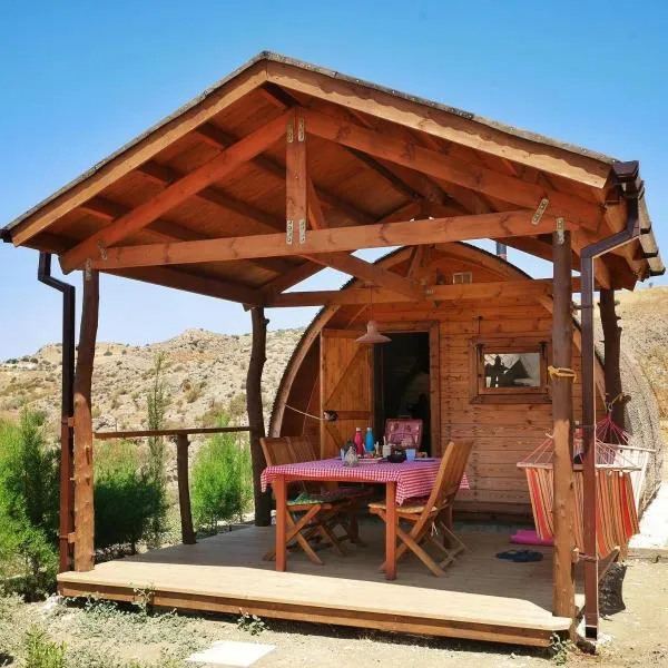 Yurts in Cyprus - Koliba Tiny House, hotel a Simou