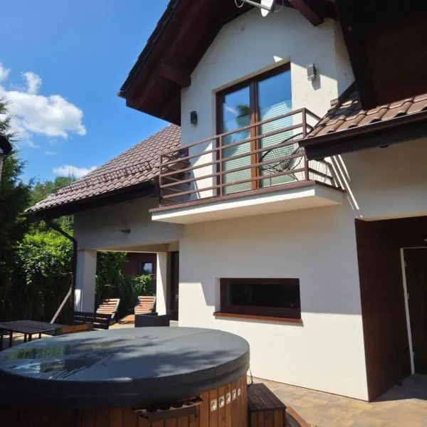 Wakacyjne SPA Małe Swornegacie nad trzema jeziorami z jacuzzi, hotell sihtkohas Małe Swornigacie