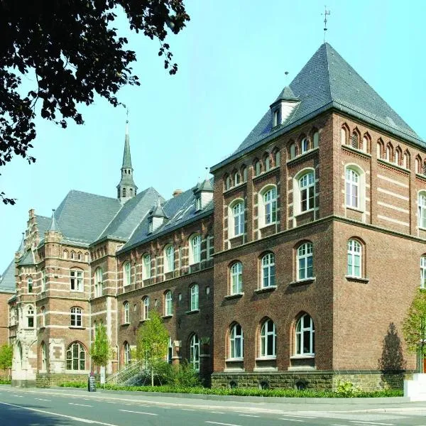 Collegium Leoninum, hotel i Bonn