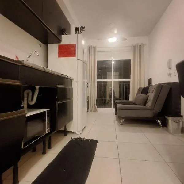 803B Cama Queen - PERTO VILLA BLUEE，位于圣保罗的酒店