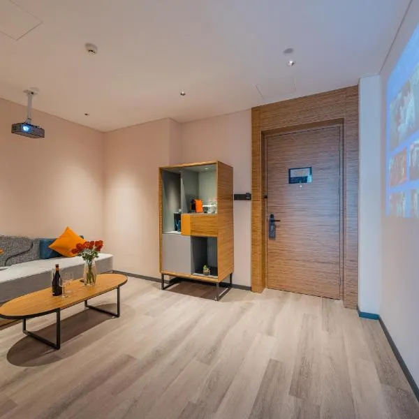 UrCove by HYATT Hangzhou Riverside CBD, hotel in Hangzhou