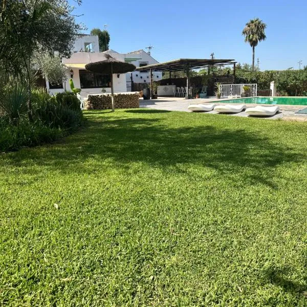 Vivienda Rural "LA ZUA", hotel en Villamartín