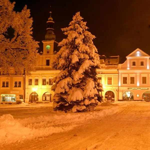 Penzion U Zvonu, hotel v Rychnově nad Kněžnou