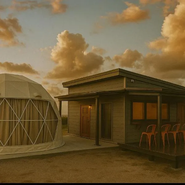 glamping base YOLO、今帰仁村のホテル