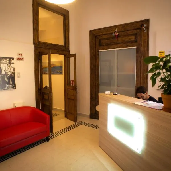 Napoli Milionaria B&B, hotel in Naples