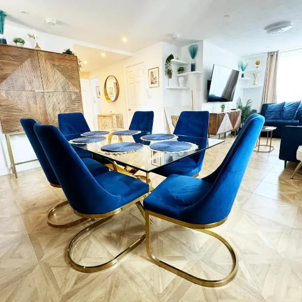 Big Ben Panorama, Parliament View, 3 bedrooms, Central London, Luxurious flat for 6 guests, Hotel in London