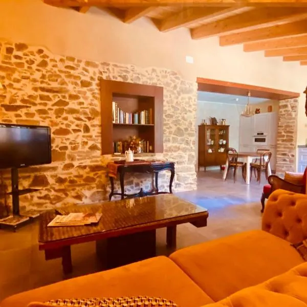 La Bodega de la Valduerna 2, Hotel in Destriana