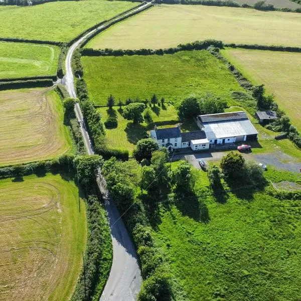 Swallows Nest, hotel v destinaci Caeʼr-geiliog