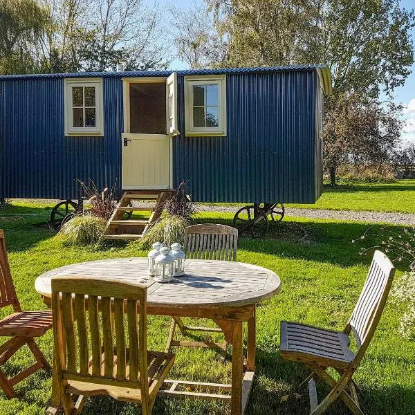 Molly The Shepherds Hut, hotel v destinaci Bampton