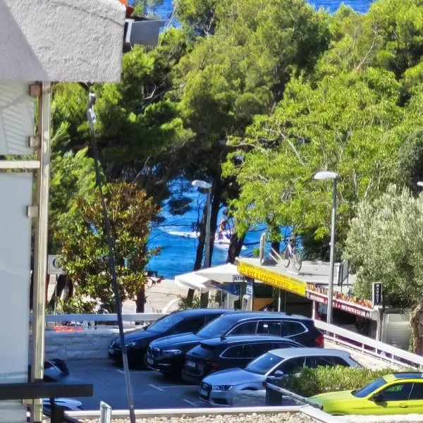 Apartmani CVJET, hôtel à Makarska