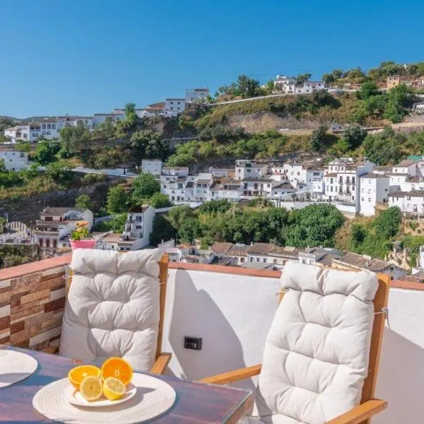 Los cortinales, hotel u gradu 'Setenil'