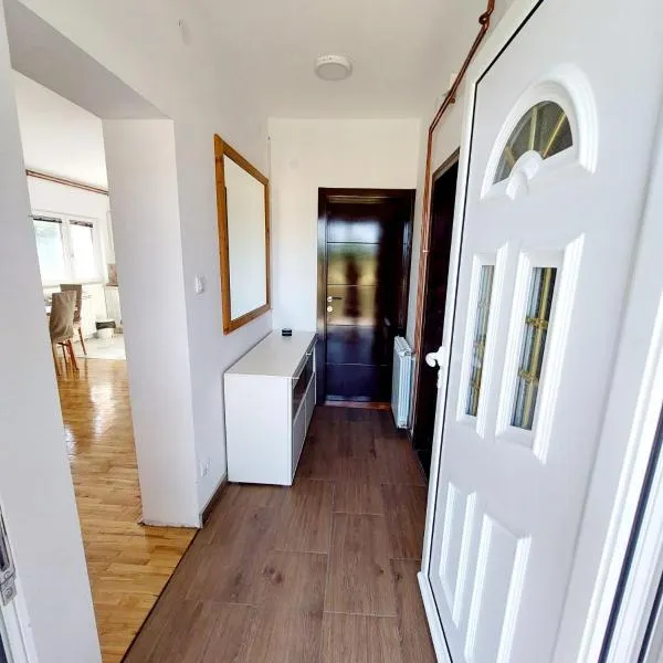 Apartman Ploče, hotel in Bajina Bašta