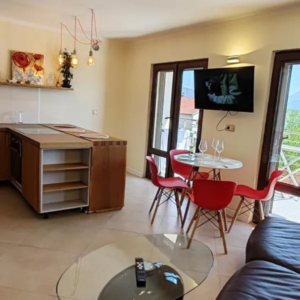Villa Eter 2, hotel in Radovići