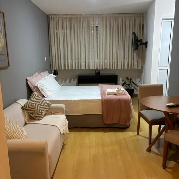 SH130 Abrace a Simplicidade na Rua Bela Cintra, hotel en São Paulo