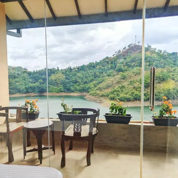 Blue Waters Edge - Kandy, hotel v destinaci Kande