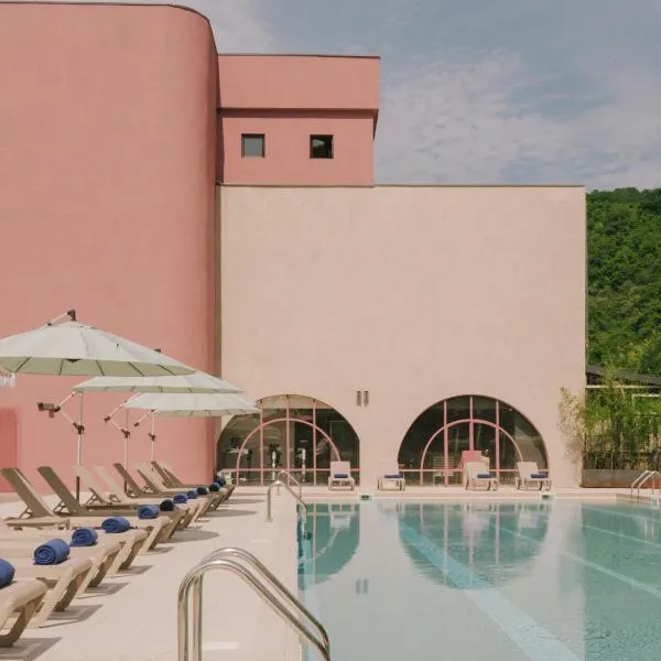 Pabellon Hotel, hotel in Kvareli