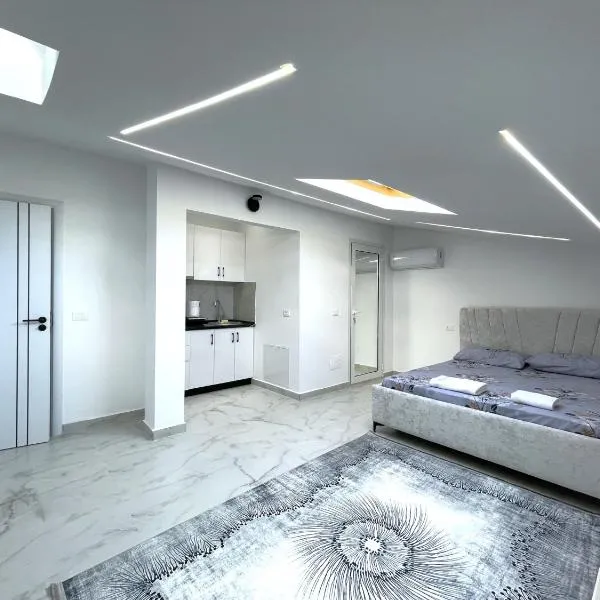 Oli House 3, hotel a Durrës