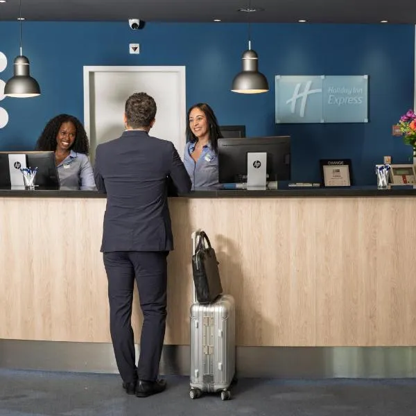 Holiday Inn Express Geneva Airport by IHG, hotel a Ginevra
