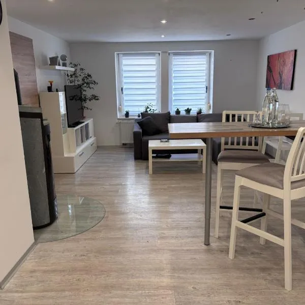 Ferienreihenhaus, hotel in Sangerhausen