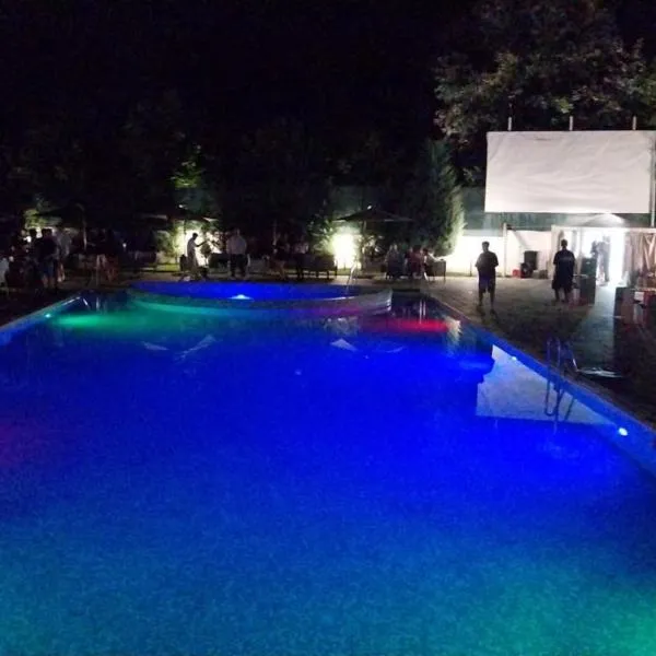 Apartament Sideco Residence Park, ξενοδοχείο στο Τιργκόβιστε