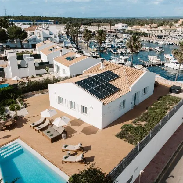 Lago Resort Menorca - Villas & Bungalows del Lago, hotell sihtkohas Cala'n Bosch