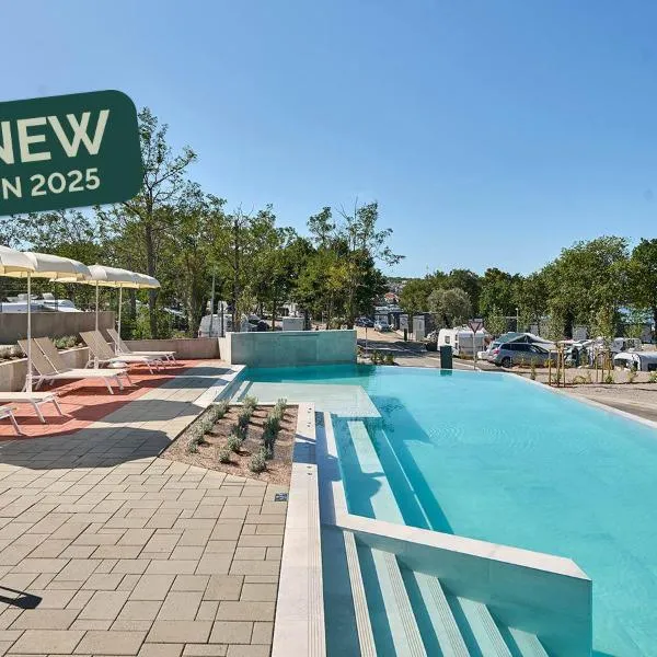 Aminess Style Camping Atea Pitches, hotel v destinaci Njivice