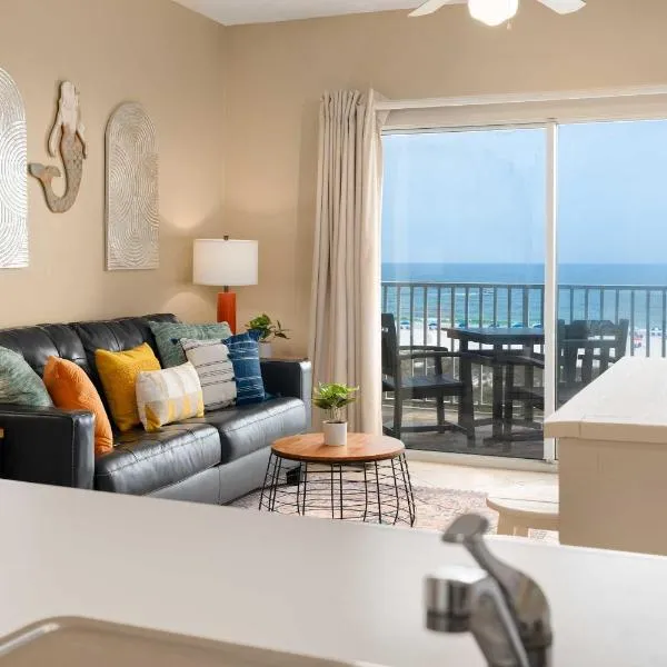 Cozy Beachfront Condo - Sauna Pools & Views、オレンジビーチのホテル