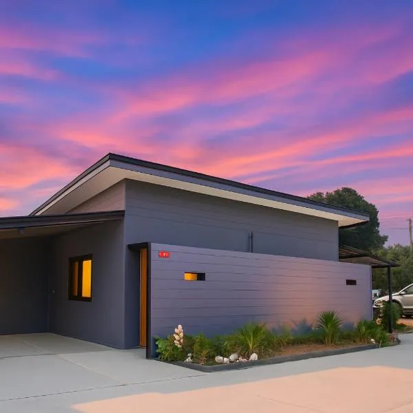 กรณวรรณ รีสอร์ท Kornnawan Resort、Ban Khlong Madanのホテル