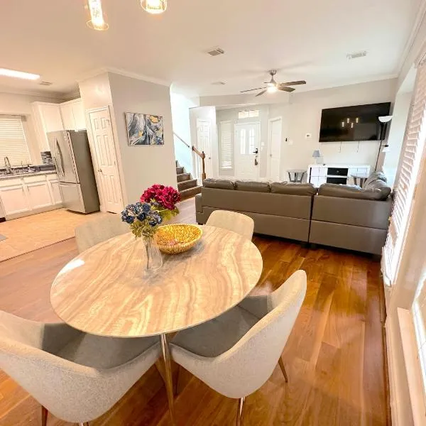 Spacious 5bed Houston Retreat Home，位于休斯顿的酒店