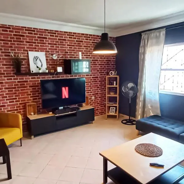 Budget-Friendly Apartment Near AirPort, hotel in Nouaseur