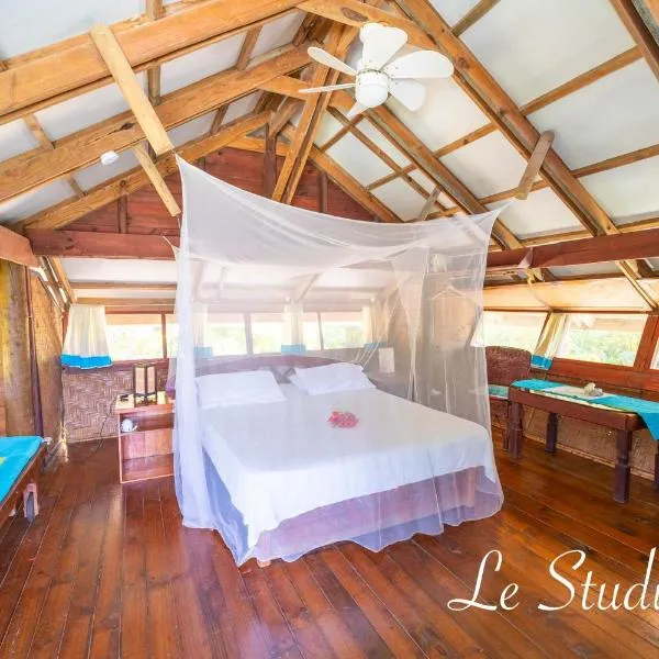 My Island Home, hôtel à Fare