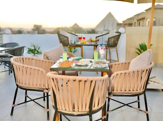 Lodge Pyramids View Hotel, hotel in Cairo