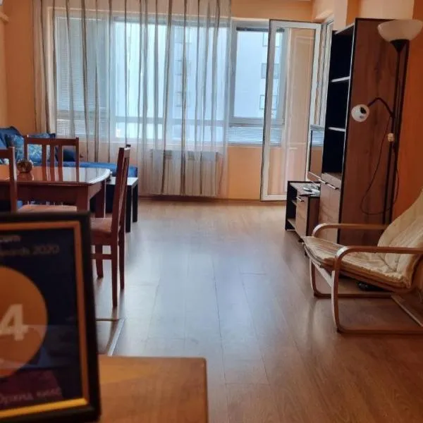 Апартамент Орхид Хилс, hotel en Varna