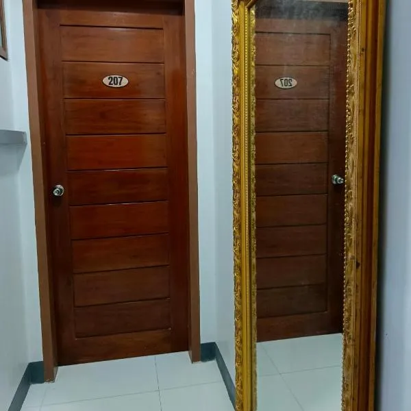 EPM Tower Hotel and Events Place, hotel em Alfonso