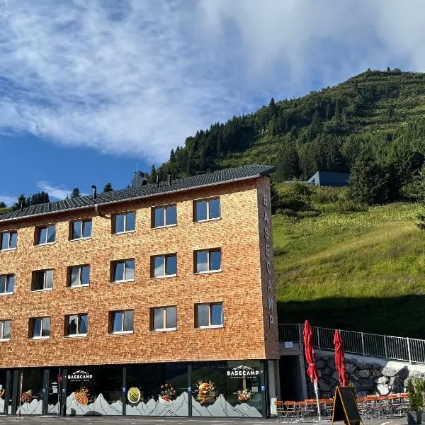 Appartements Basecamp Warth, hotel v destinaci Warth am Arlberg