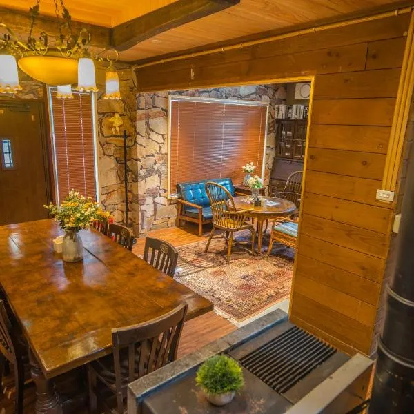 箱根シャレー コンビニ近く 海賊船に乗ろう 徒歩3分で富士山ビュー 箱根中心、箱根町のホテル