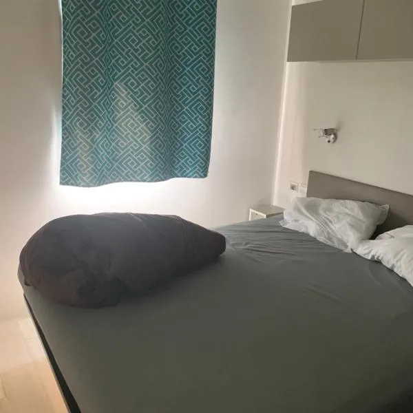 Mobilhome 6pers Camping le Neptune Argeles sur mer, hotel in Argelès-sur-Mer