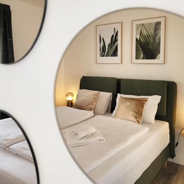 Neues Küstenjuwel mit erstklassiger Einrichtung direkt am Hafen "Momentic", hotel in Neustadt in Holstein