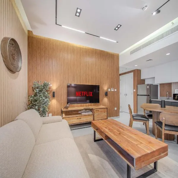 Private Apartment - 1BR Aljada Home - Sleeps 4, hotel in Sharjah