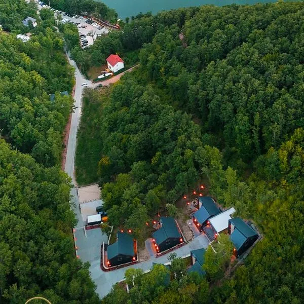 Holiday Villas, ξενοδοχείο σε Orllan