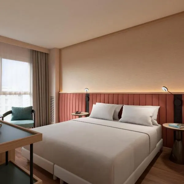 NH Valencia Center, hotel a València