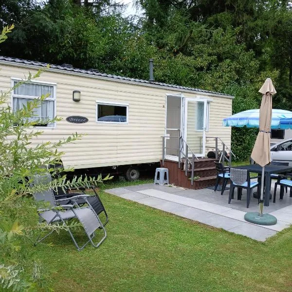 La caravan-à-JO, hotell sihtkohas Aywaille