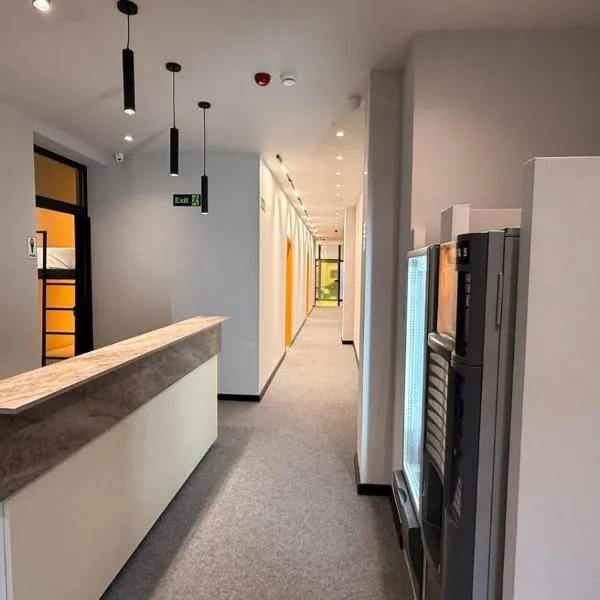 Santa5 hostel, ξενοδοχείο σε Vlorë