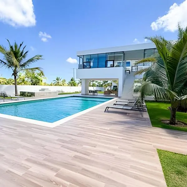 Estudios en el corazón de Punta Cana, hotel v destinaci Punta Cana