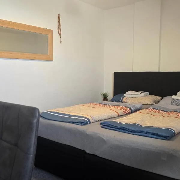 LaViva Home 24 - Studio mit Galerie, hotel v destinaci Lübeck